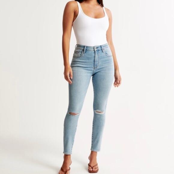 Abercrombie & Fitch Curve Love The Skinny High Rise Denim Jean - Picture 1 of 13